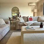 La Villa Julea