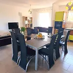 Villa A Suara