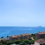 Vue Mer Exceptionnelle !! Bien Calme Et Lumineux Sur La Prestigieuse Route Des Sanguinaires A Ajaccio