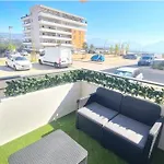 T2 Apartment With Terrace