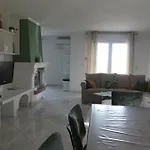 Appartement T4 Tres Bien Situe Et Climatise