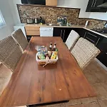 A Casa Nostra