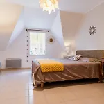 Gite Typique Au Calme Avec Jardin Paysage Proche Guerande Et La Baule, Wifi Inclus - Fr-1-306-937