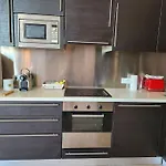 Tres Bel Appartement En Residence Avec Parking