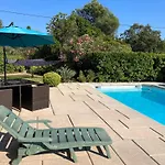 Studio Avec Piscine Ruppione