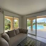 Villa Avec Piscine A Quelques Minutes De La Mer