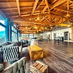 Hotel & Restaurant San Pellegrino