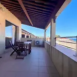 Superbe Appartement Vue Mer Proche De La Plage Avec Piscine