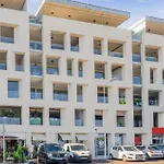Cozy Apartment In Ajaccio With Kitchenette
