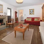 Cozy Apartment In Ciamannacce With Kitchen