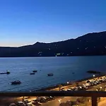 Superbe T3 Front De Mer Au Centre De Propriano