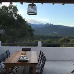 Villa Taru Pinarello