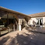 Charmante Villa Avec Piscine Proche Ville Et Plage