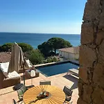 Casa Raphael