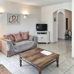 Villa Reposante A Solaro Avec Piscine Privee Et Jardin