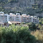 Beau Studio Routes Des Sanguinaires Proche De La Plage