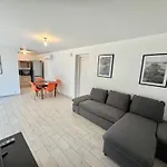 Appartement Vue Mer Et Montagnes