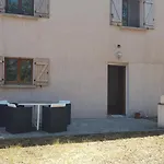 Gite De 90M2 Proche De La Mer Avec Grande Piscine Monti