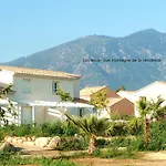 Villa Bord De Mer,3 Chambres, Piscine Chauffee, Climatisee