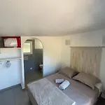 A L'Ombra Di L'Alivu