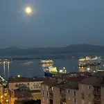 Centre Ville Avec Vue Magnifique Sur Le Golfe D'Ajaccio; Parking Prive.