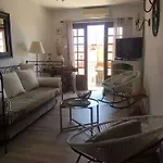 Appartement Coquet Dans Maison De Village