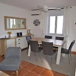Magnifique T4 Climatise, Dans Villa A Calvi