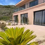 Villa Dans Le Maquis - Piscine - Vue Mer