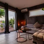 Bella Vista Hotel, Suites & Maisons