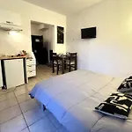 Studio Avec Piscine Saint Florent Floj04