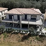 Residence Privee Avec Piscine A Bonifacio