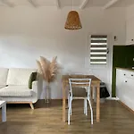 Petit Chalet D'Ete Avec Piscine Privee Chauffee