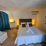Petra Bianca Suites & Chambres