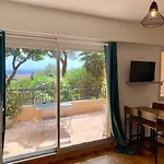 Tres Beau Studio A 100M De La Plage De Marinella
