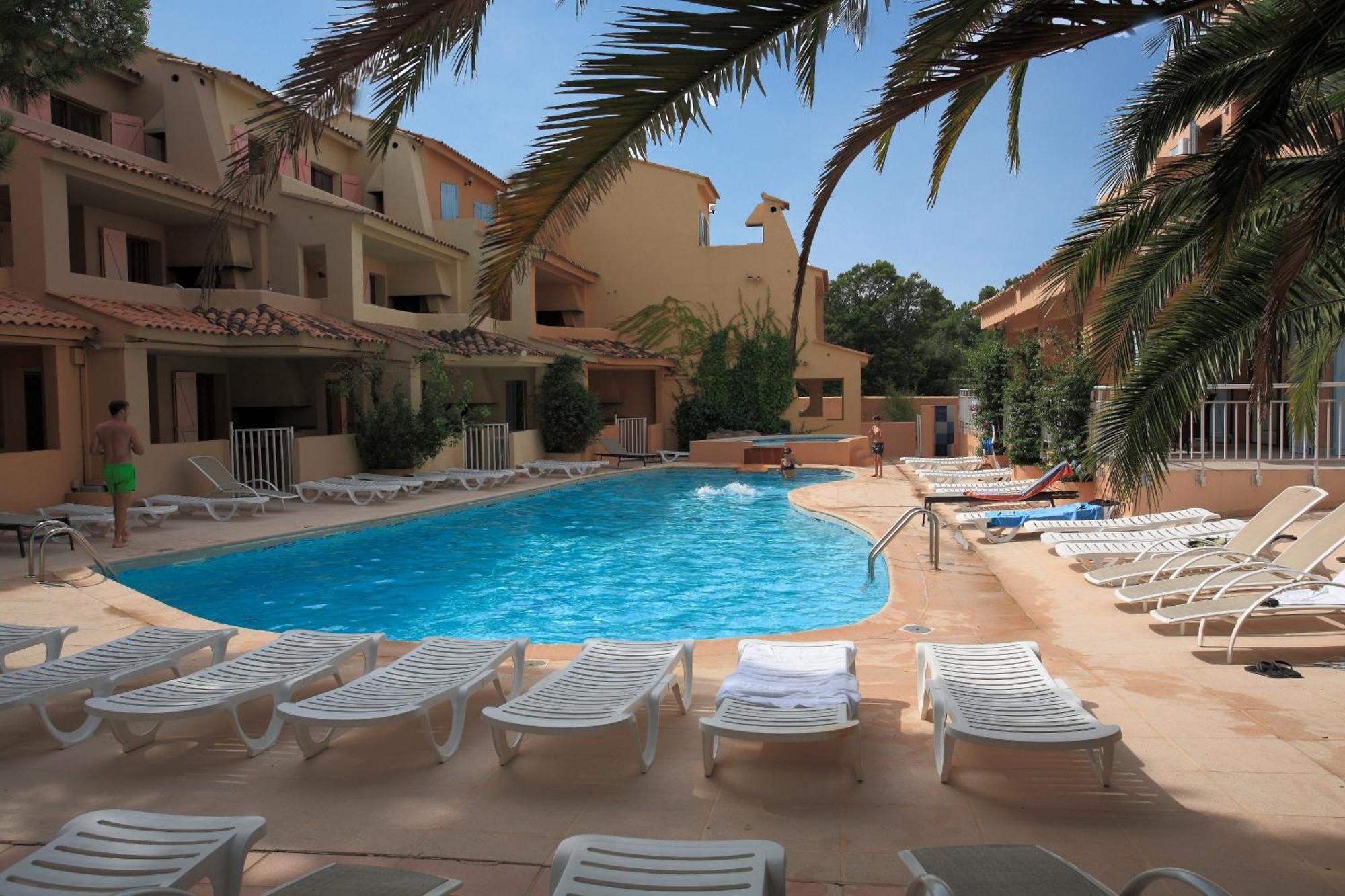 Aparthotel Residence Lago Verde Porto-Vecchio (Corsica)