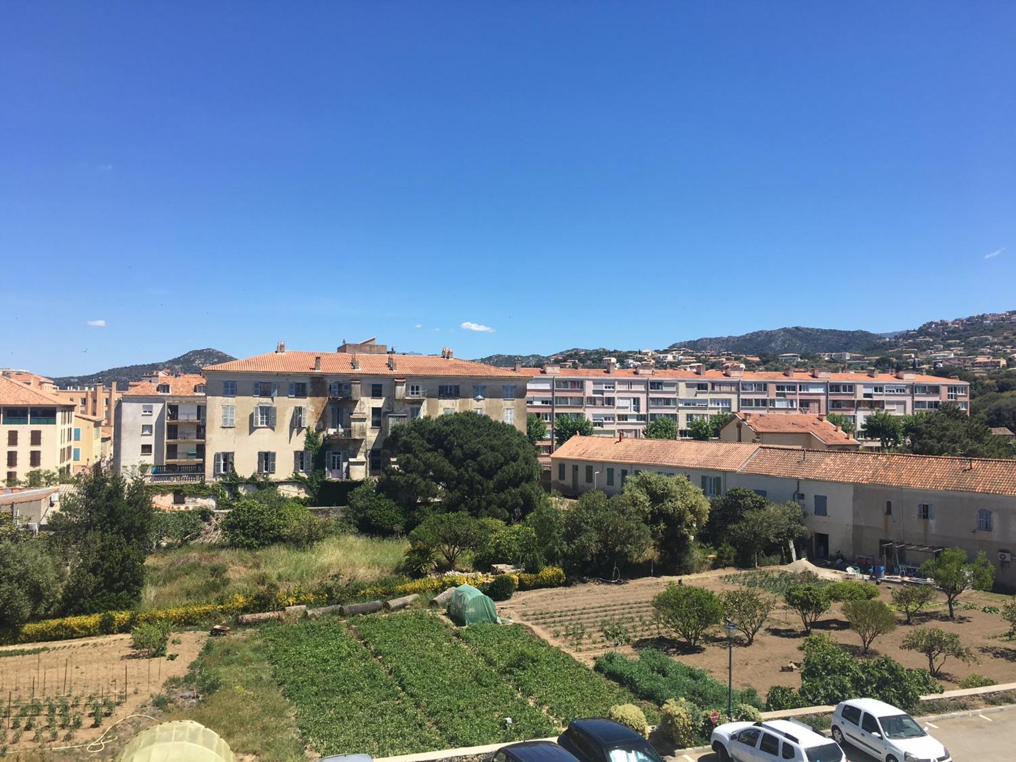 A 5mn A Pied Des Plages * L'Ile-Rousse (Corsica)