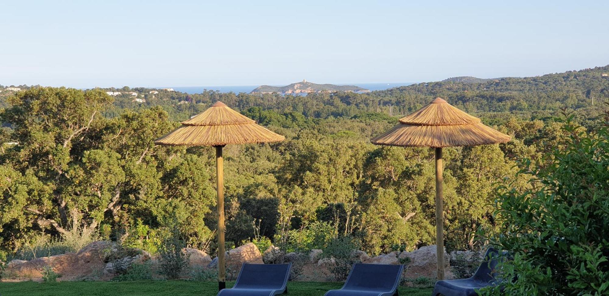 Villas-majos : Magnifique Vue A 3 Minutes Des Plages Sainte-Lucie de Porto-Vecchio