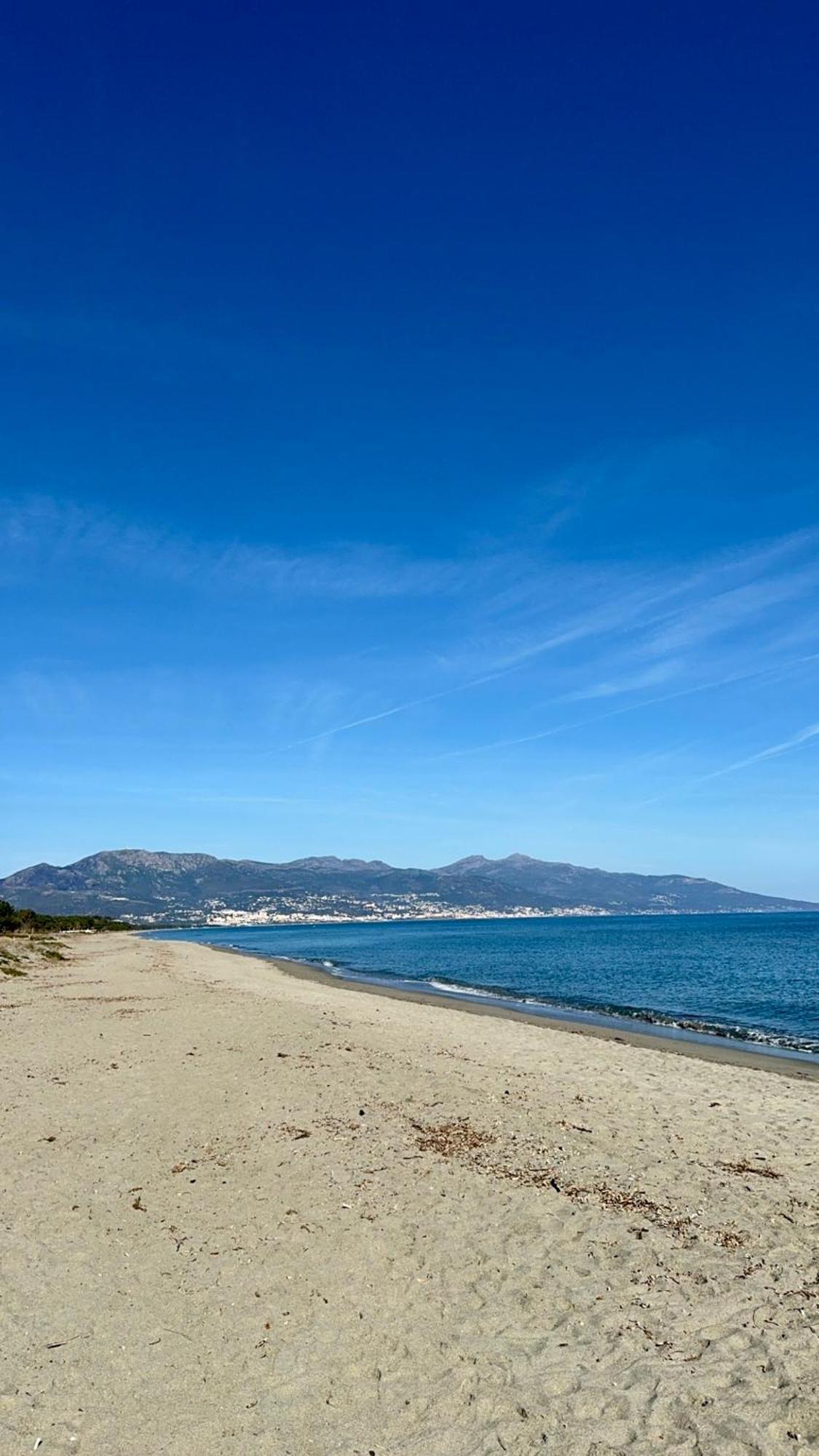 Villa Maison En Bord De Mer, De La Marana En Corse