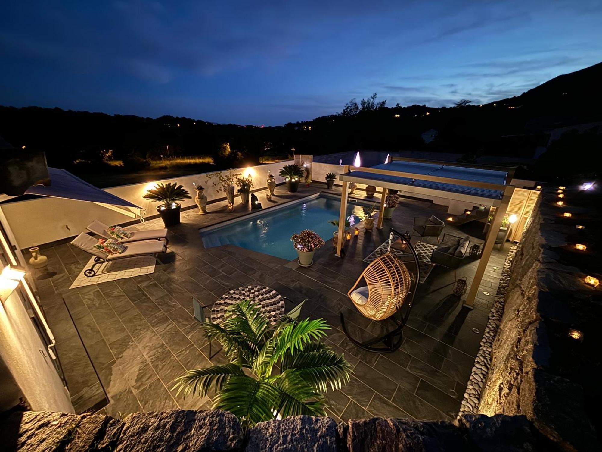 Apartment Studio, Piscine, 10 Min Des Plages, Ajaccio, Corse Du Sud, *