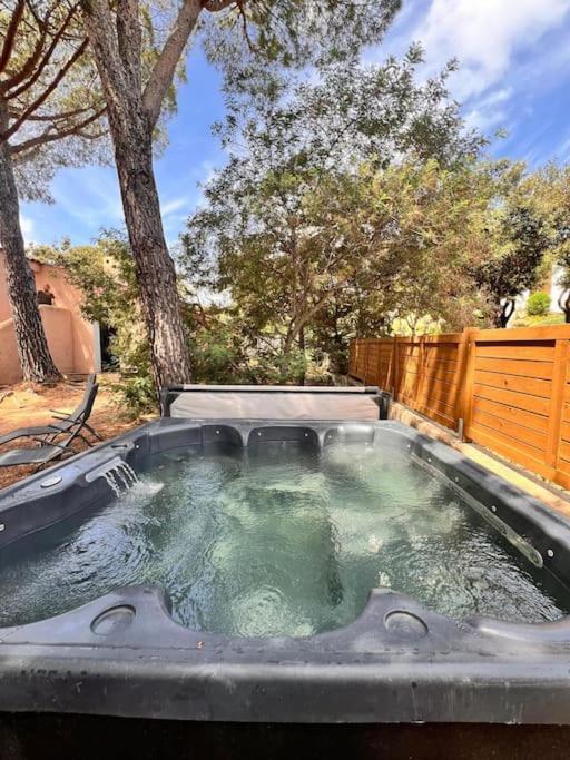 Mesange600m A Pied De Santagiulia Jacuzzi