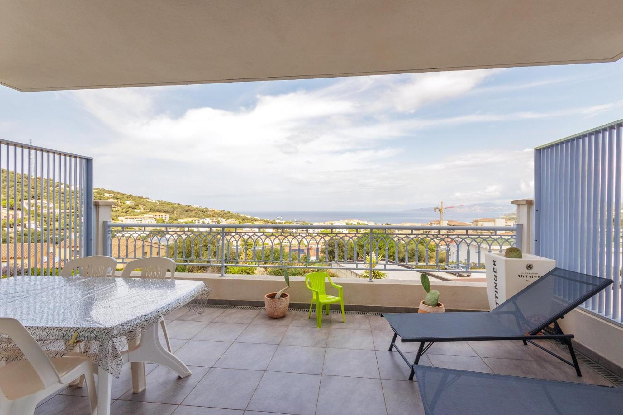 La Paolina - Appt 4p Avec Vue Sur Golfe De Calvi Apartment