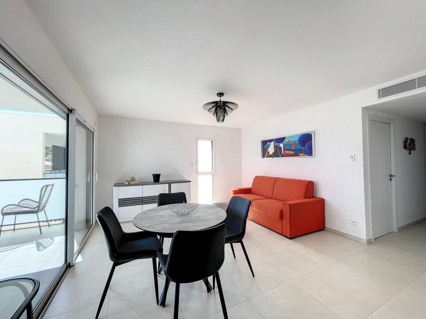 Apartment T2 Dans Avec Piscine *