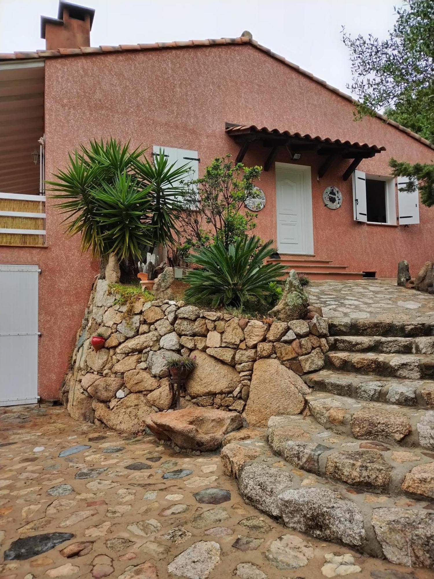 Individuelle Avec Jardin Vila