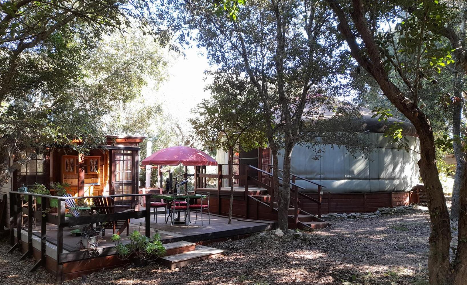 Luxury tent Yourte De Luxe Contemporaine
