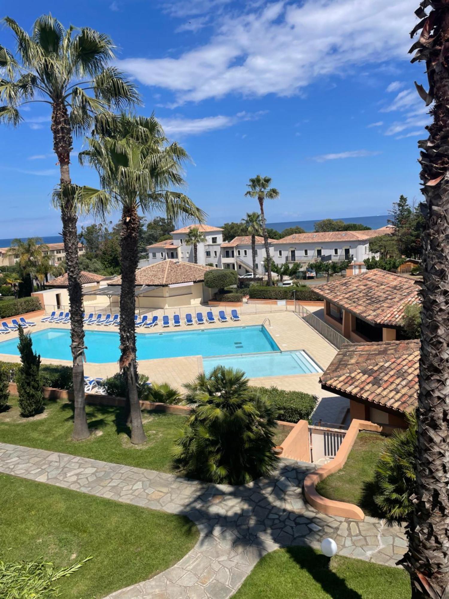 Apartment T2 Vue Mer, Piscine Bravone