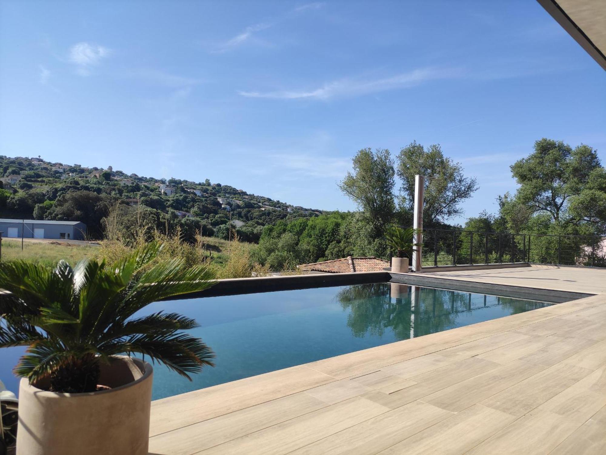 De Avec Piscine Villa Bastelicaccia
