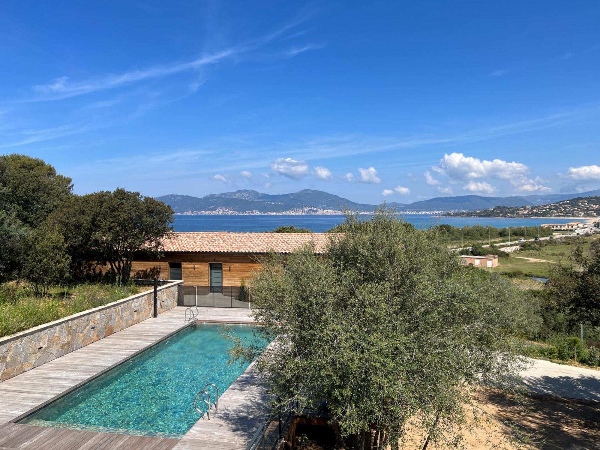 Villa Agosta - Acantha - Vue A 50 M De La Plage, Neuve Et Luxueuse