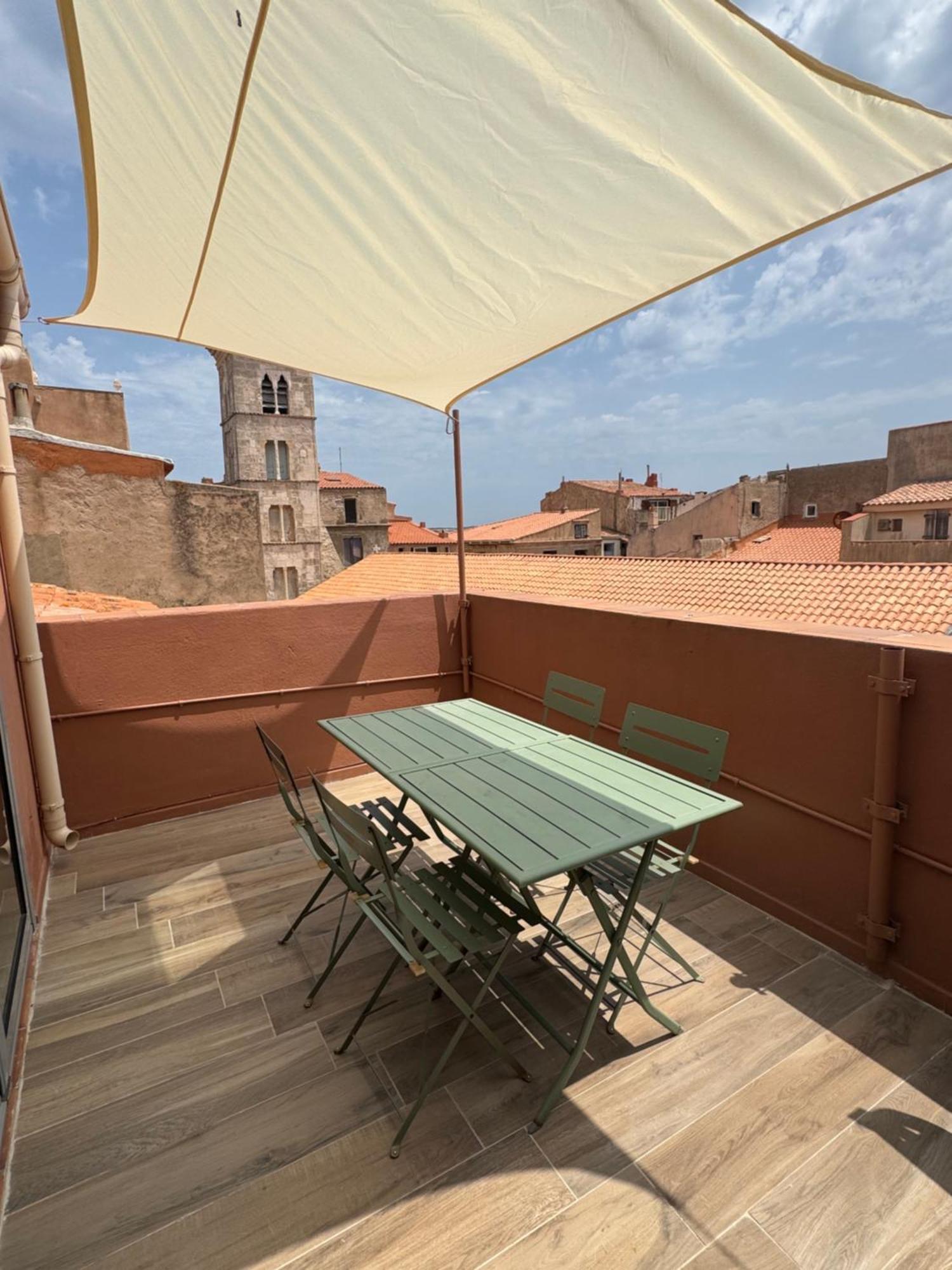 Apartment Duplex Pour 2 A 6 Personnes Avec Terrasse En Plein Coeur De La Citadelle De