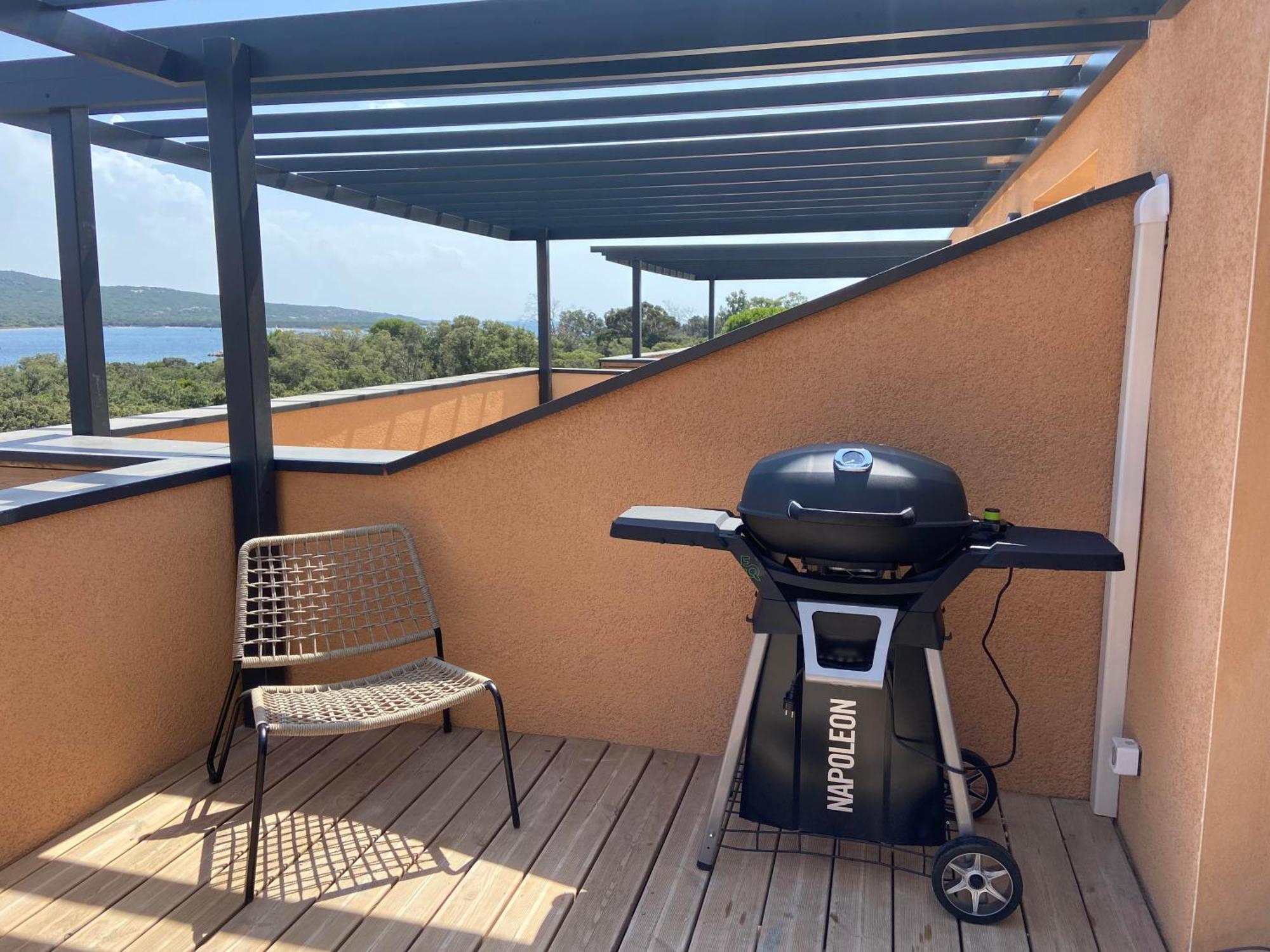 Appt T3 Terrasse Dans Bord De Avec Piscine Apartmán *