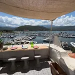 Appartement Sur Le Port
